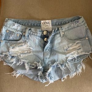 One Teaspoon Bonita’s Jean Shorts Size 29